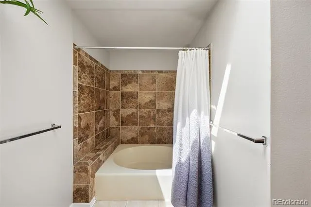 11825 E Cornell Circle Aurora, CO 80014