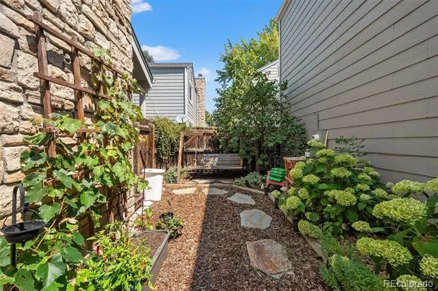 11825 E Cornell Circle Aurora, CO 80014