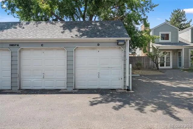 11825 E Cornell Circle Aurora, CO 80014