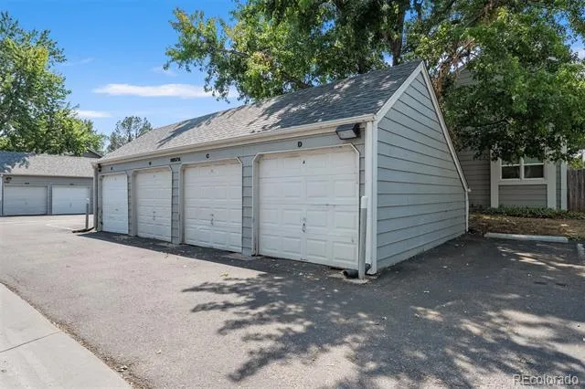 11825 E Cornell Circle Aurora, CO 80014