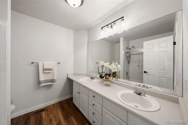 9477 Burgundy Circle Littleton, CO 80126