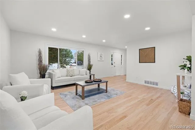 17308 E Asbury Circle Aurora, CO 80013
