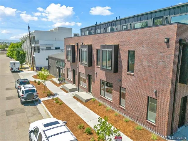 341 W Warren Avenue Denver, CO 80223
