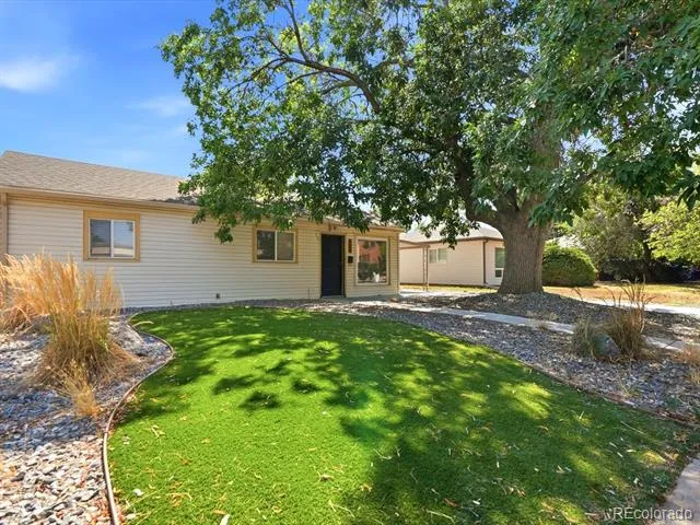 1180 Vaughn Street Aurora, CO 80011