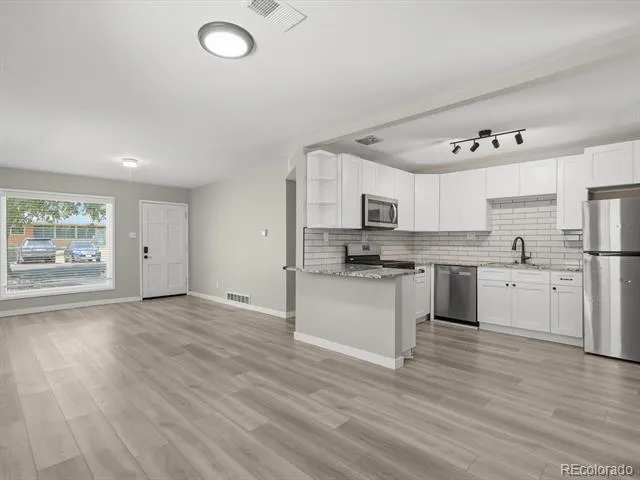 1180 Vaughn Street Aurora, CO 80011