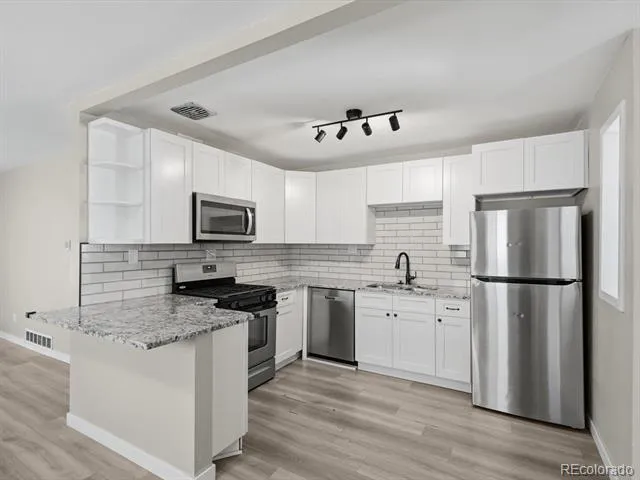 1180 Vaughn Street Aurora, CO 80011