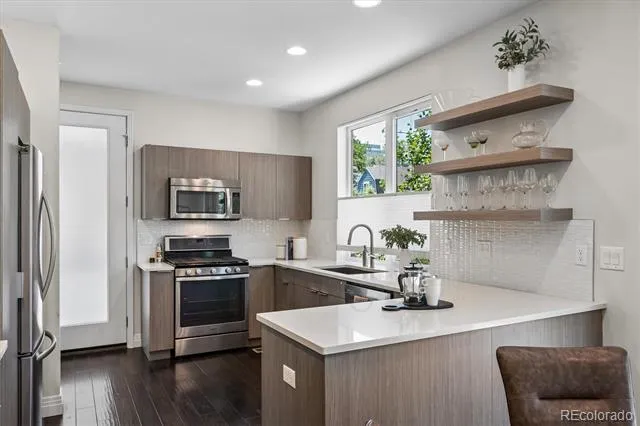 2480 Clarkson Street Denver, CO 80205