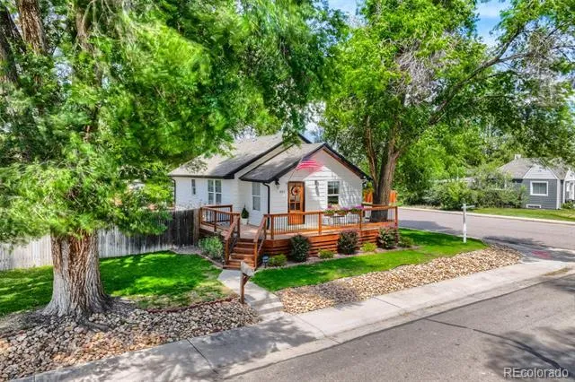 801 S Krameria Street Denver, CO 80224