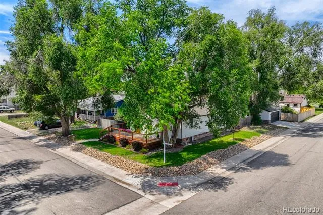 801 S Krameria Street Denver, CO 80224