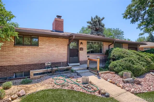 6182 S Crestview Street Littleton, CO 80120