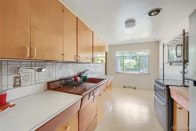 6182 S Crestview Street Littleton, CO 80120