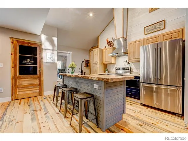 972 Aspen Drive Lyons, CO 80540