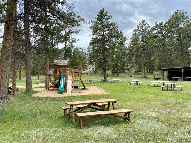 972 Aspen Drive Lyons, CO 80540