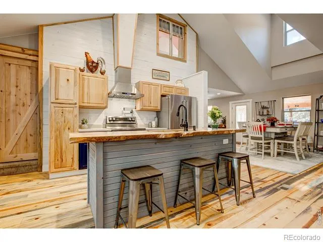 972 Aspen Drive Lyons, CO 80540