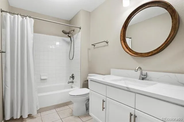 3385 White Oak Lane Highlands Ranch, CO 80129