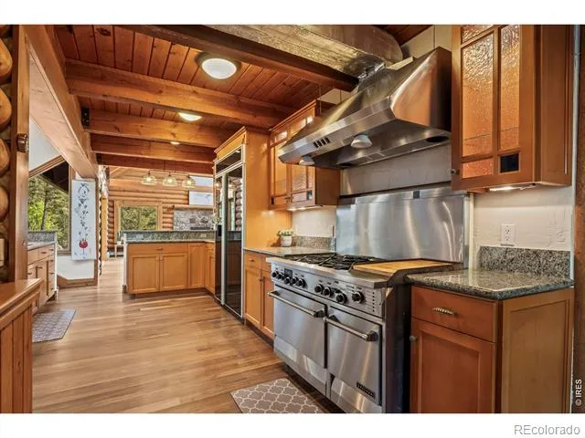 172 Tall Pine Lane Boulder, CO 80302