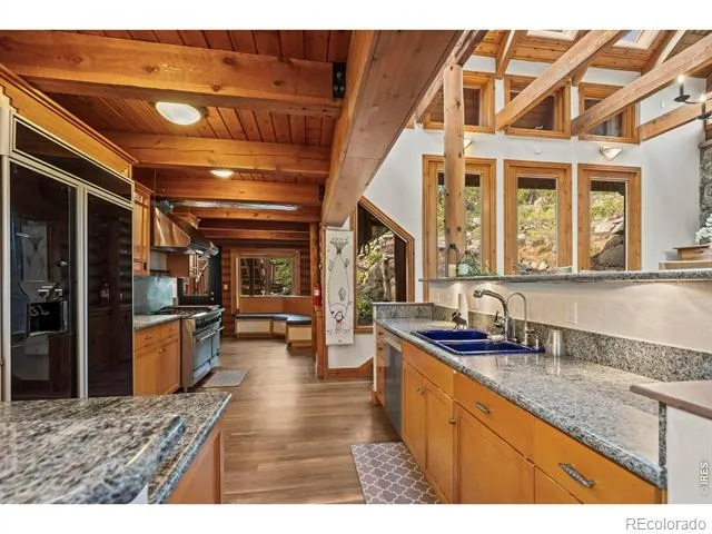 172 Tall Pine Lane Boulder, CO 80302