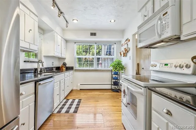 3538 S Ivanhoe Street Denver, CO 80237