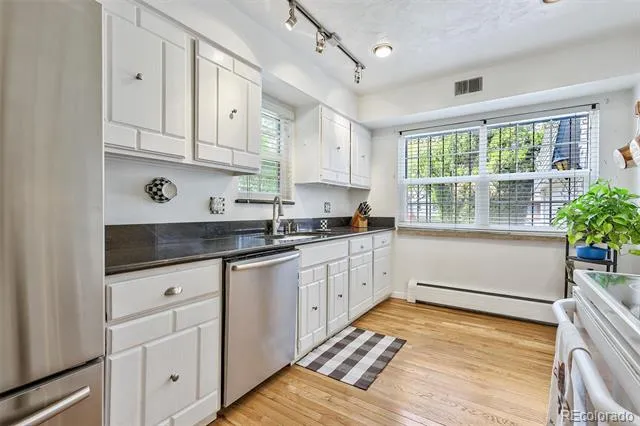3538 S Ivanhoe Street Denver, CO 80237