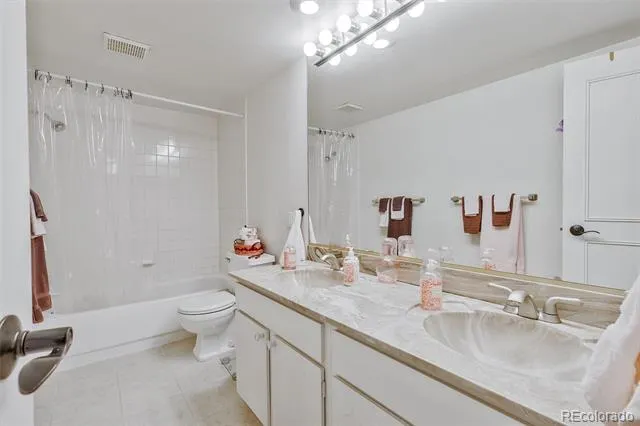 3538 S Ivanhoe Street Denver, CO 80237