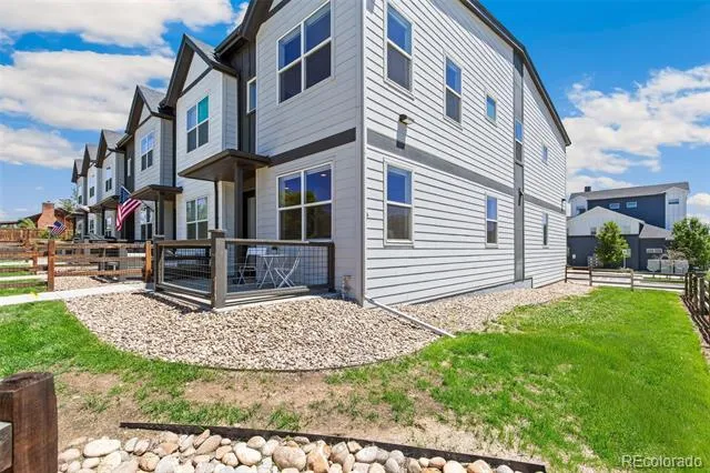 6305 King Court Denver, CO 80221