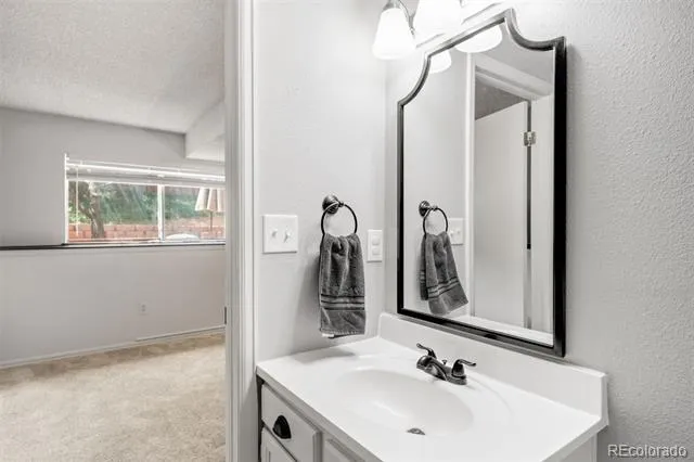 9352 Balsam Court Highlands Ranch, CO 80126