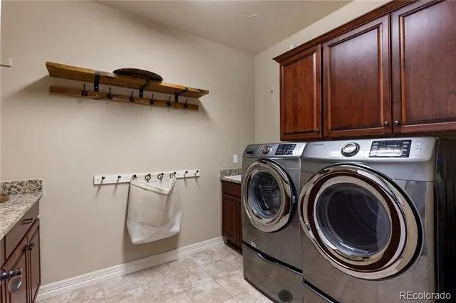 15232 W Warren Drive Lakewood, CO 80228