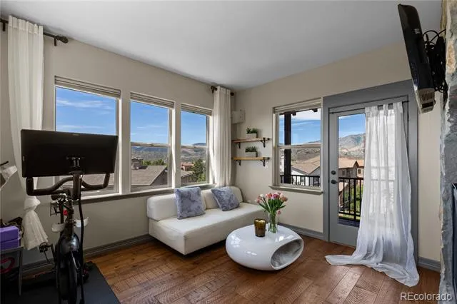 15232 W Warren Drive Lakewood, CO 80228