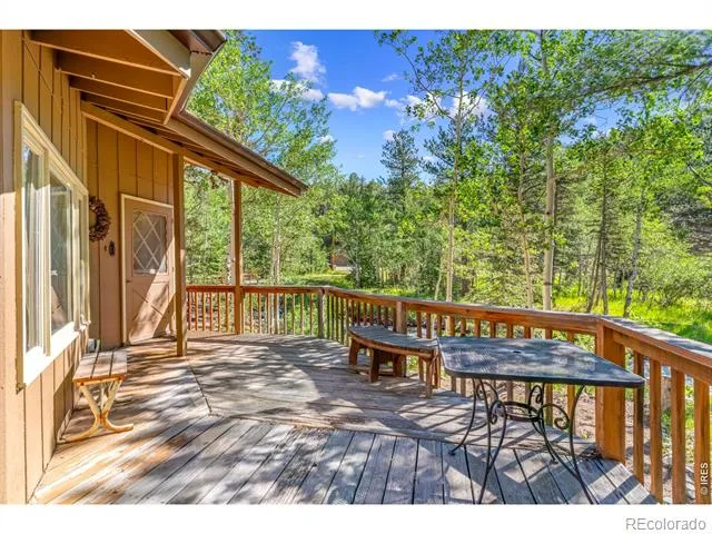 21692 S Saint Vrain Drive Lyons, CO 80540