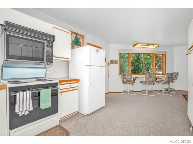 21692 S Saint Vrain Drive Lyons, CO 80540