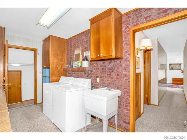 21692 S Saint Vrain Drive Lyons, CO 80540