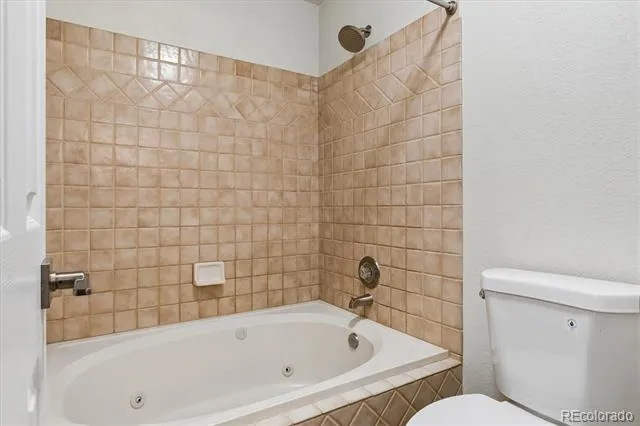 2910 W Long Circle #D Littleton, CO 80120
