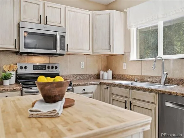 10865 Acadia Place Parker, CO 80138