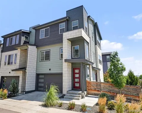 1580 W 68th Lane
