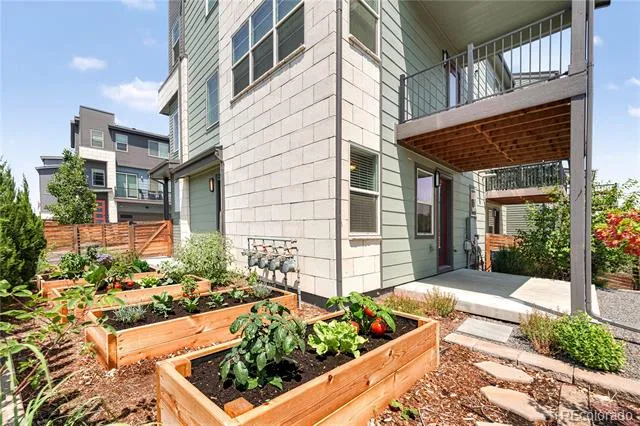 1580 W 68th Lane Denver, CO 80221