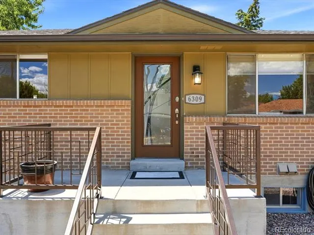 6309 Eaton Court Arvada, CO 80003