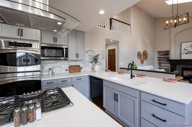 22351 E Lake Place Aurora, CO 80015