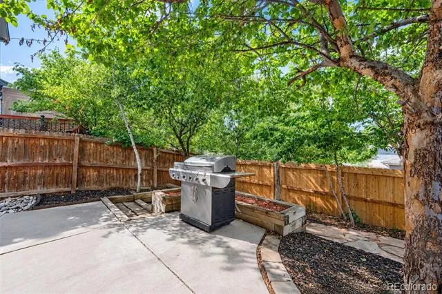 22351 E Lake Place Aurora, CO 80015