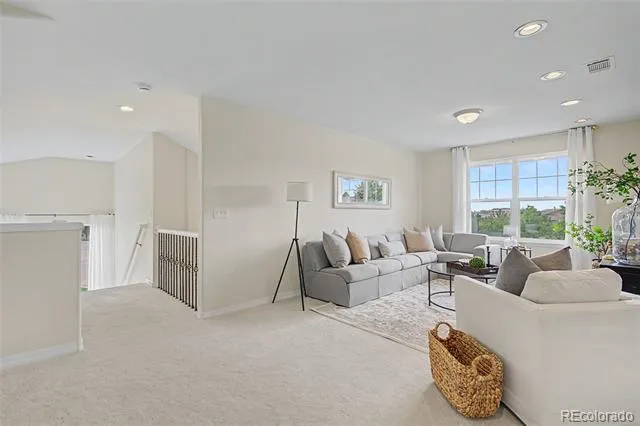 2528 Willow Glen Drive Colorado Springs, CO 80920