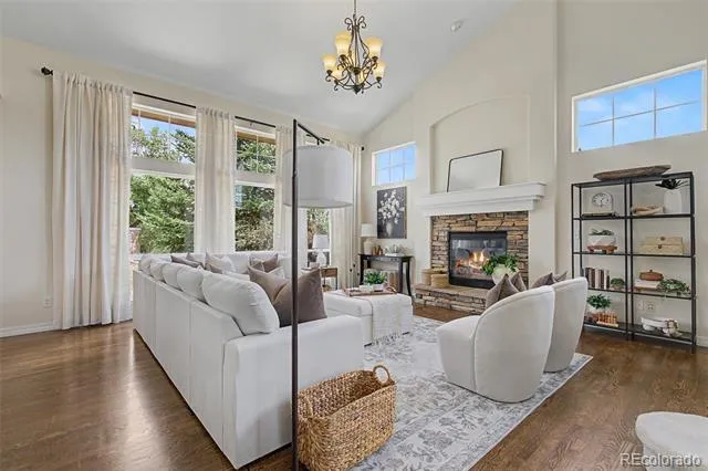 2528 Willow Glen Drive Colorado Springs, CO 80920