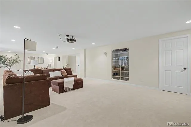 2528 Willow Glen Drive Colorado Springs, CO 80920