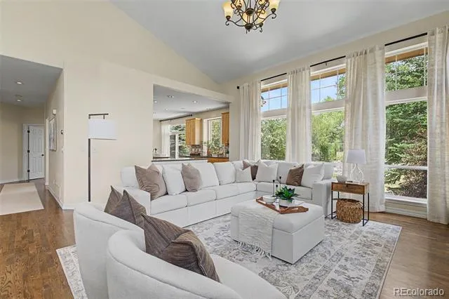 2528 Willow Glen Drive Colorado Springs, CO 80920