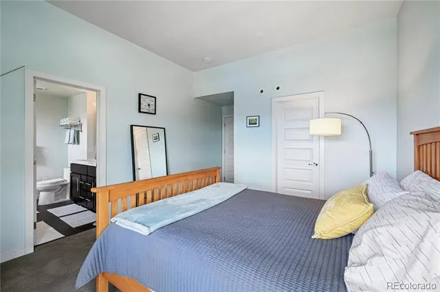 9002 E 50th Drive Denver, CO 80238
