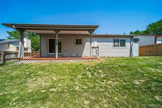 3865 S Nucla Street Aurora, CO 80013