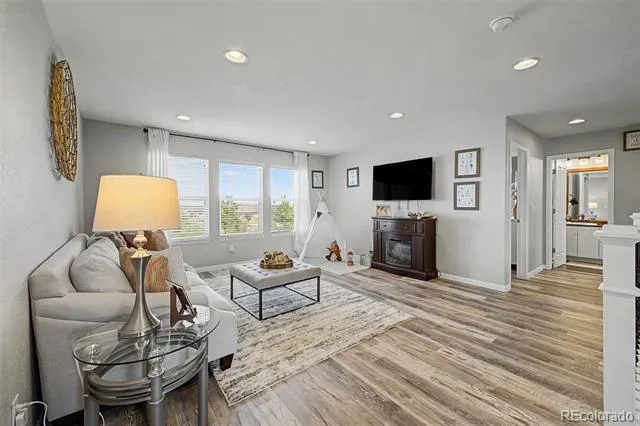 24781 E Ontario Drive Aurora, CO 80016