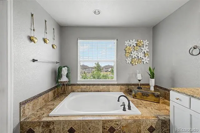 24781 E Ontario Drive Aurora, CO 80016