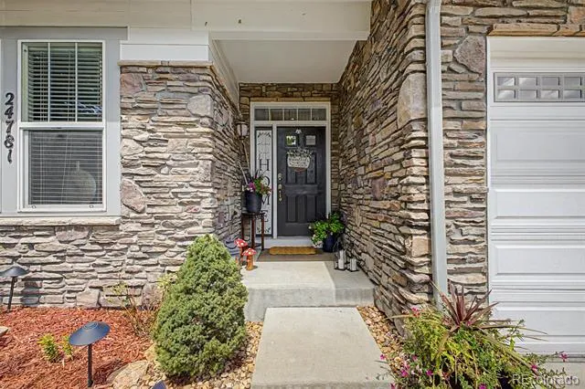 24781 E Ontario Drive Aurora, CO 80016