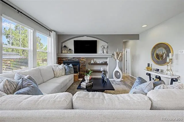 24781 E Ontario Drive Aurora, CO 80016
