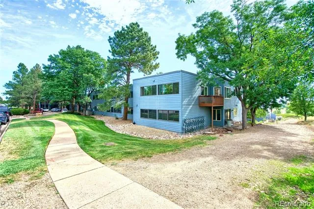 1572 Bradley Drive #B Boulder, CO 80305