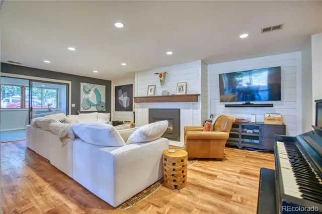 1572 Bradley Drive #B Boulder, CO 80305